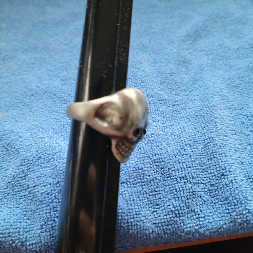 Skull Ring - image 2